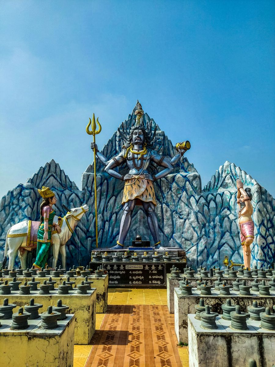 Kailash Temple (Cave 16) photo 4