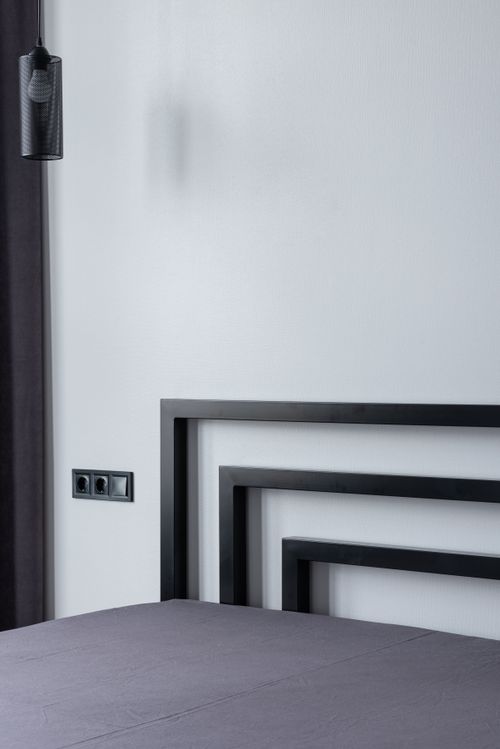 Quiet bedroom in low daylight, photo by Max Vakhtbovych on Pexels