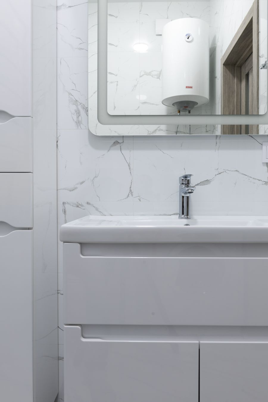 Water heaters & water tanks