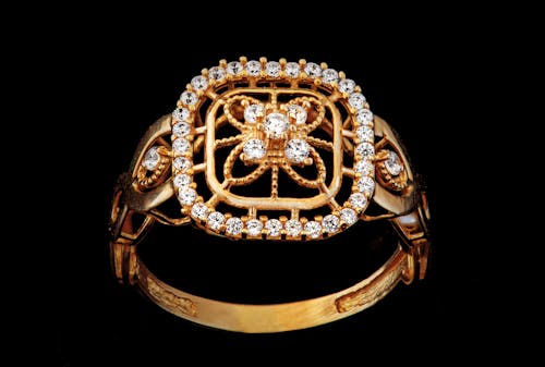 Gold Ring with Diamonds