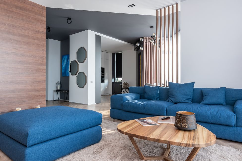 Sofá Retrátil para Sala: Vantagens, Tamanhos e Cuidados