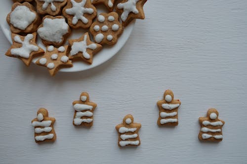 Free Top View of Gingerbread Cookies in Various Shapes Stock Photo