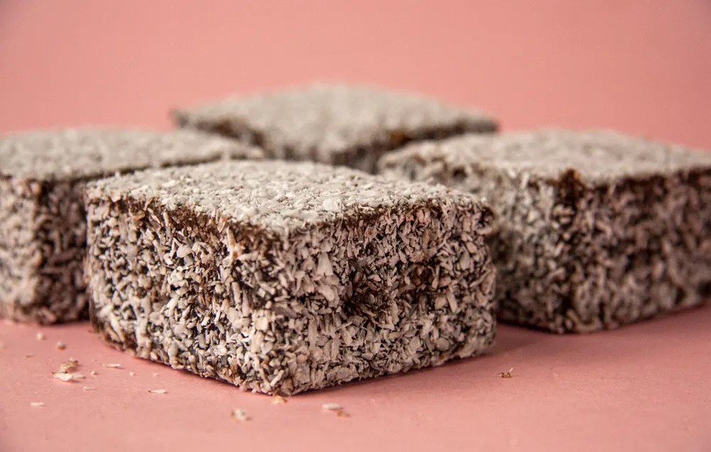 Lamingtons & pavlova