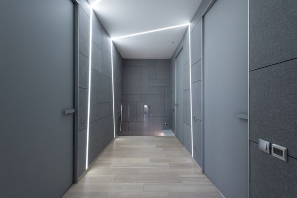 Corridor with doors, representing roommates
