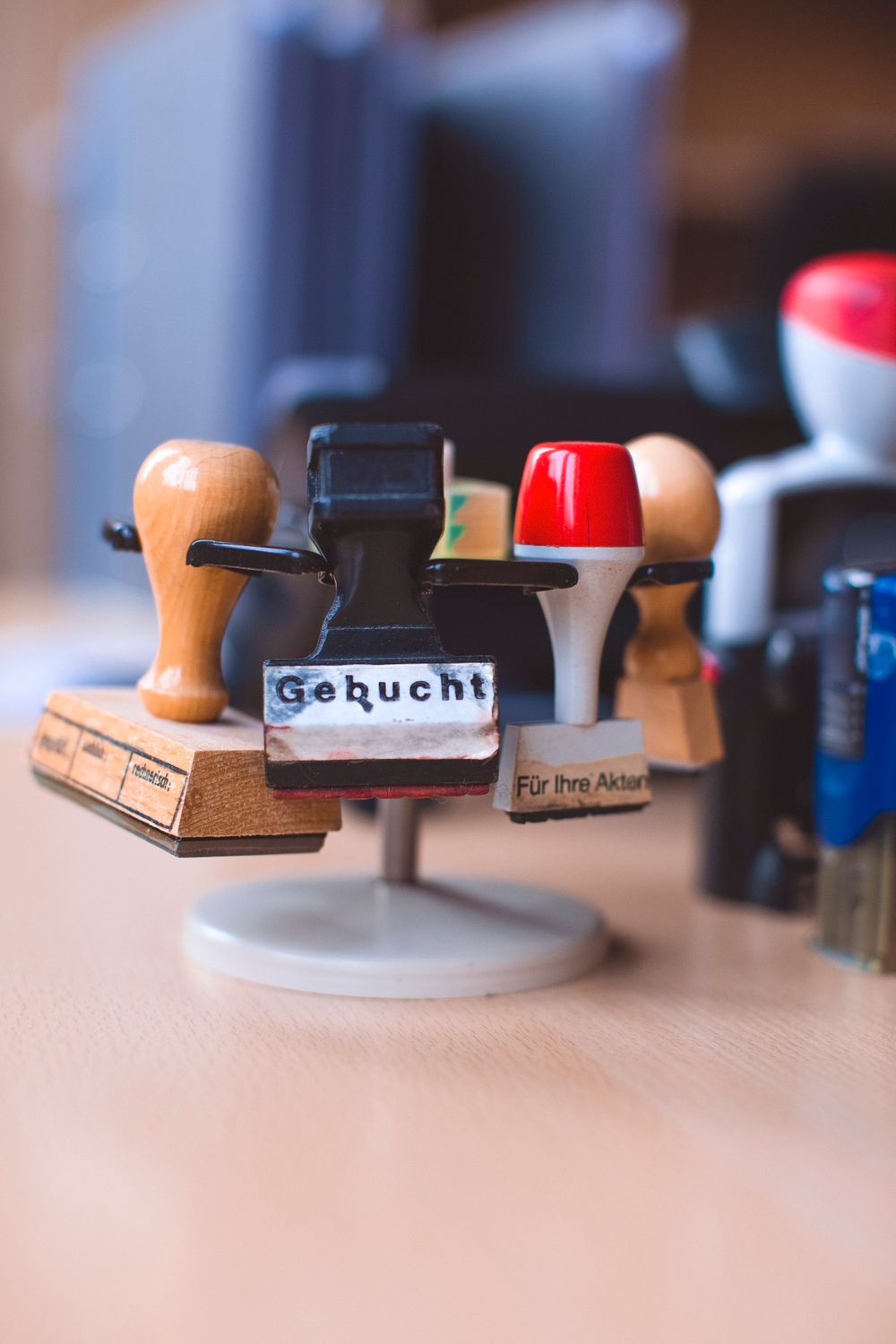 Stempel und Schilder