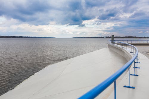 Free Scenic View of The Ocean Stock Photo