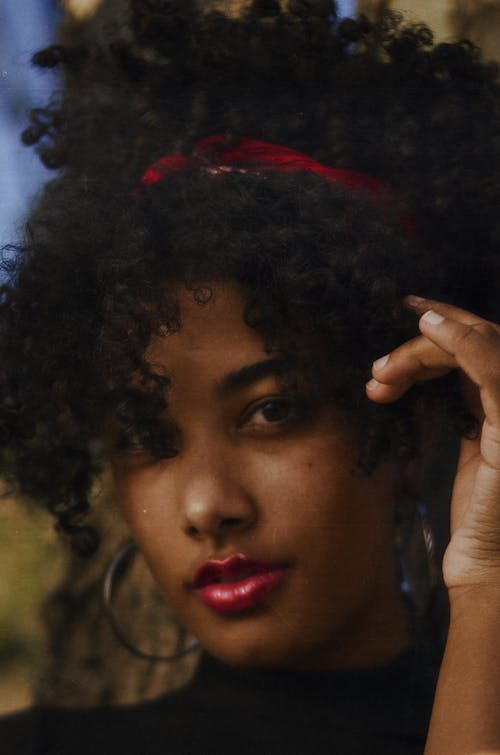Ilmainen kuvapankkikuva tunnisteilla afro hiukset, afroamerikkalainen, huuli Kuvapankkikuva
