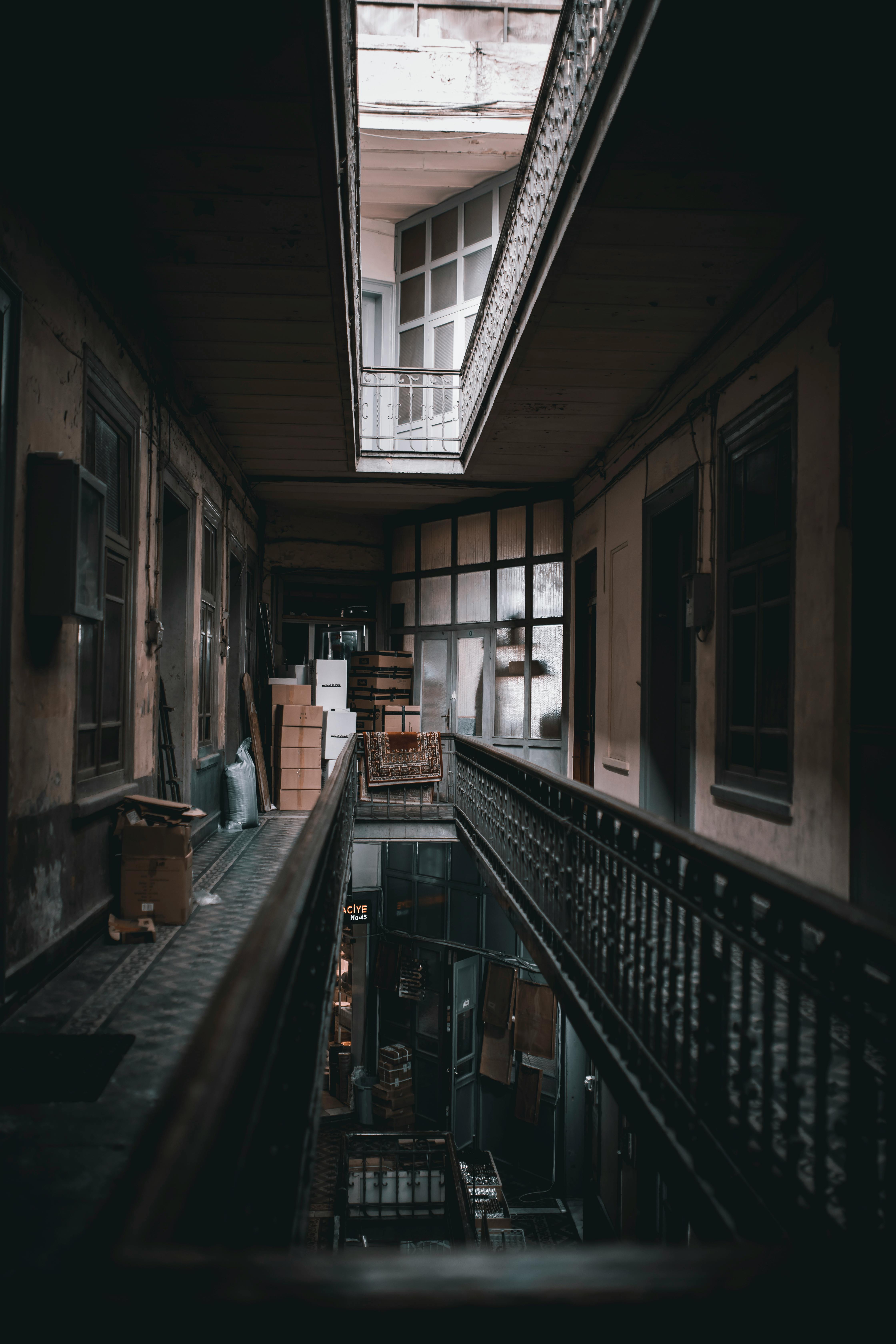 How many bags of concrete do I need for a 4x4 slab?