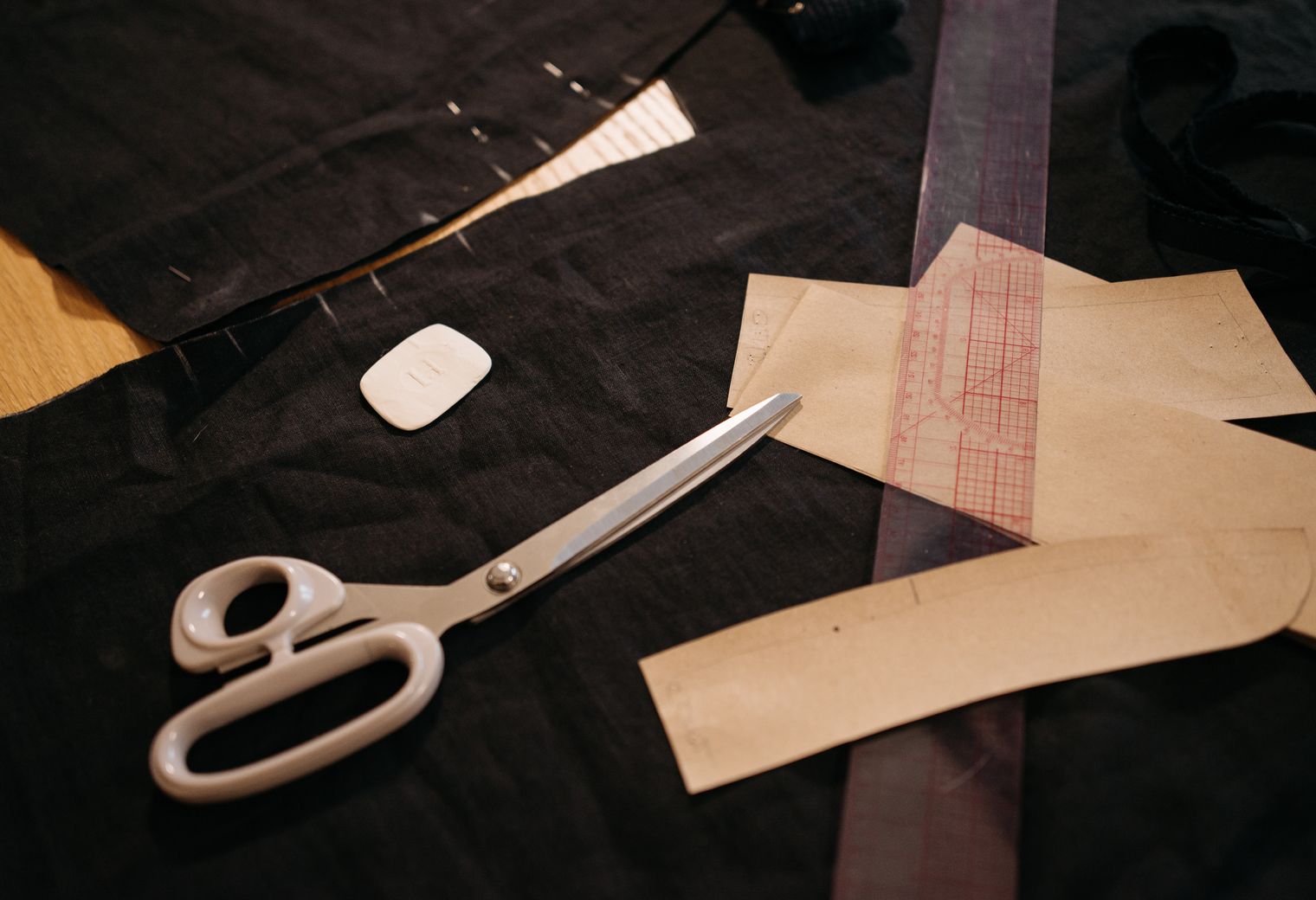 Kirkby — professional packers wrapping and boxing belongings