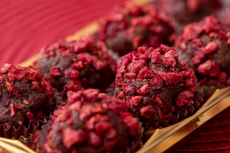 Cupcakes With Dried Berries