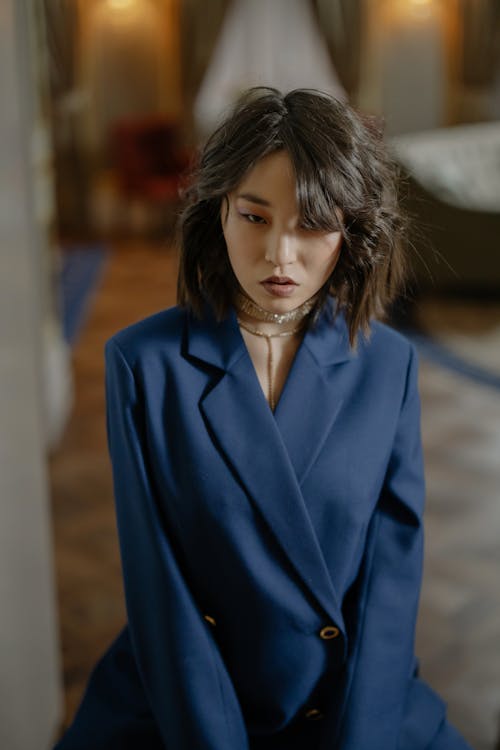 Free Foto profissional grátis de Asiático, atraente, blazer azul Stock Photo