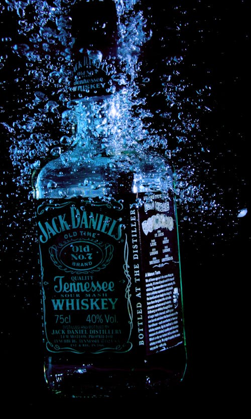 Fotobanka s bezplatnými fotkami na tému alkohol, fľaša, jack daniels