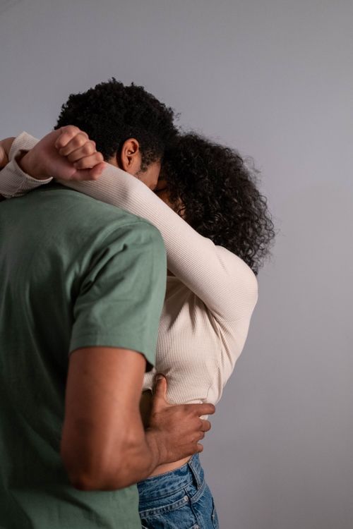 Sympathetic Cuddle This is what cuddling does to your body – Creabealounge