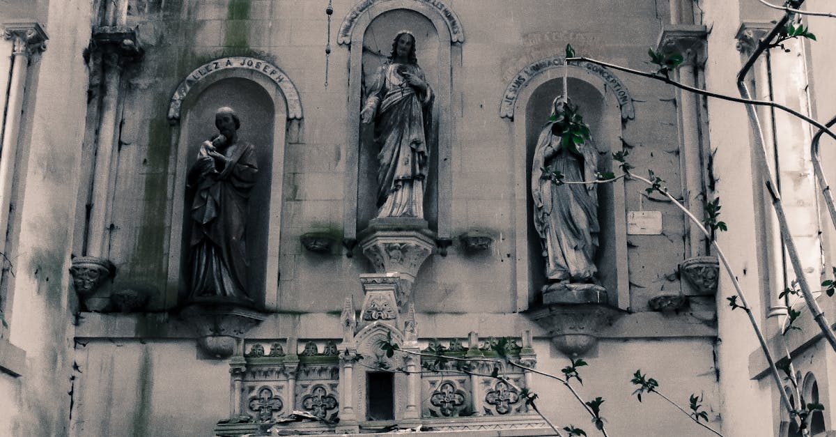 國際藝術家登陸馬祖 一見鍾情廢棄體育館變藝術聖地