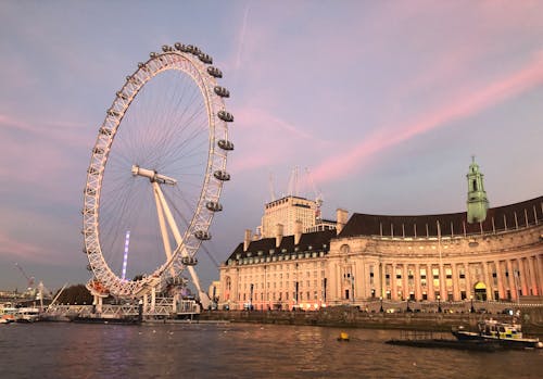 Ferris Wheel Near Body of Water