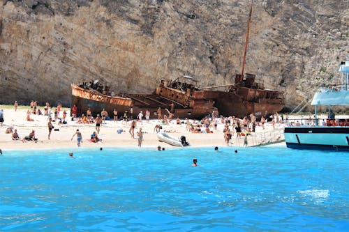 People at Shipwreck Beach