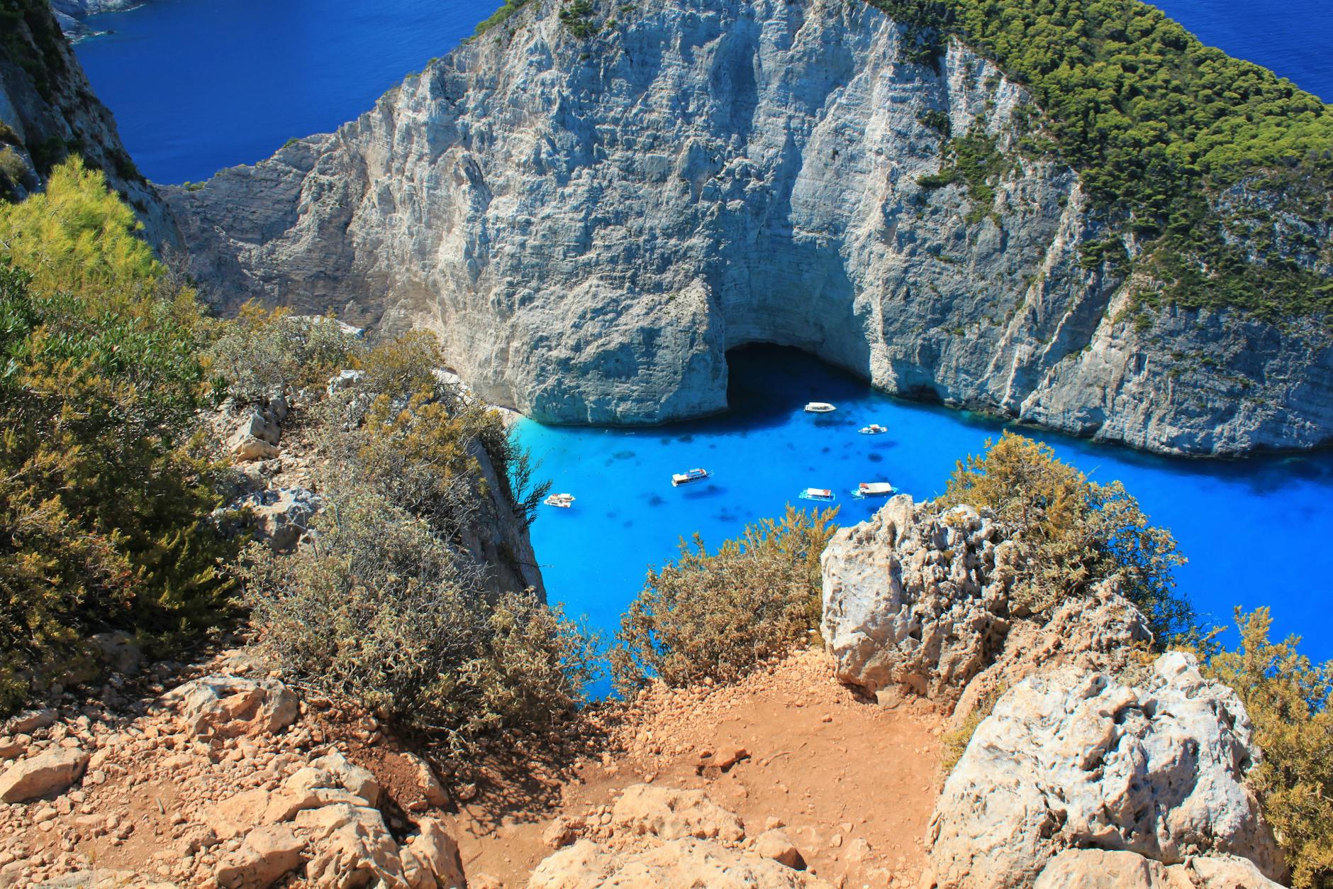 Porto Vromi beach