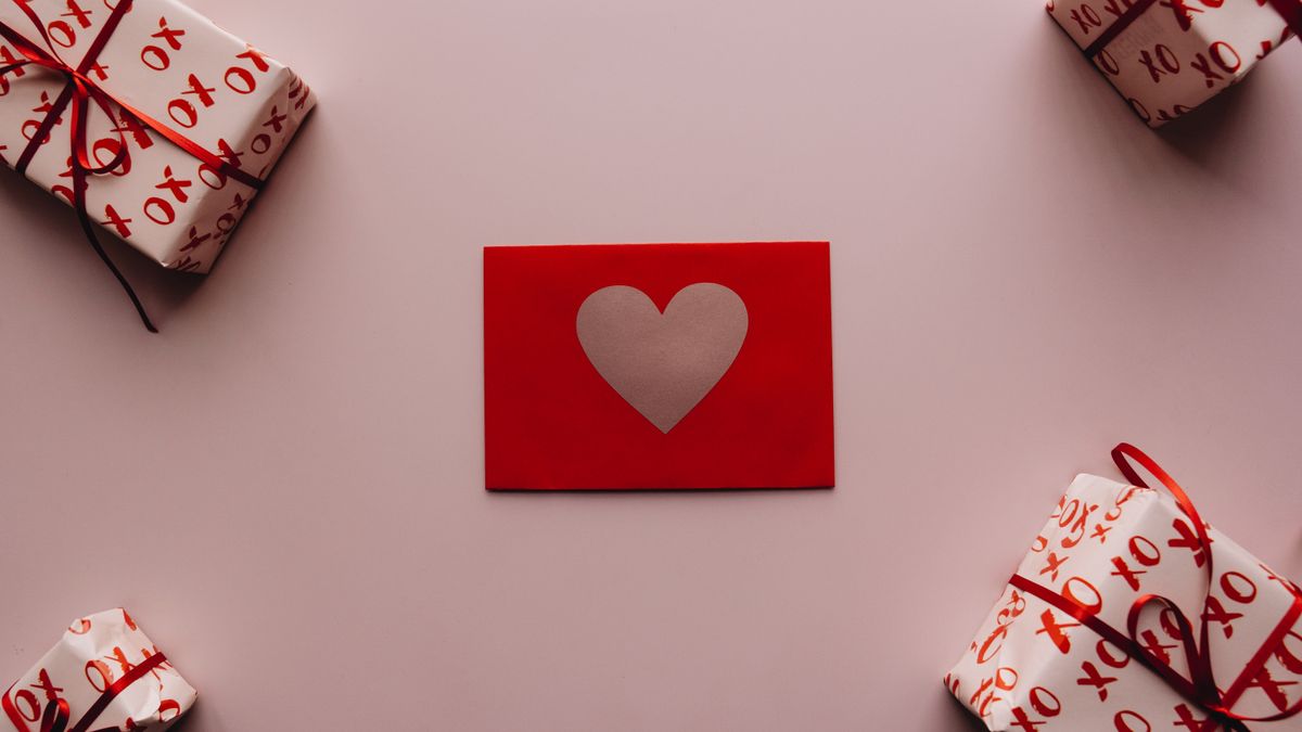 Digital Gift Card Link Expired: Can the Rewards Provider Send a Replacement?