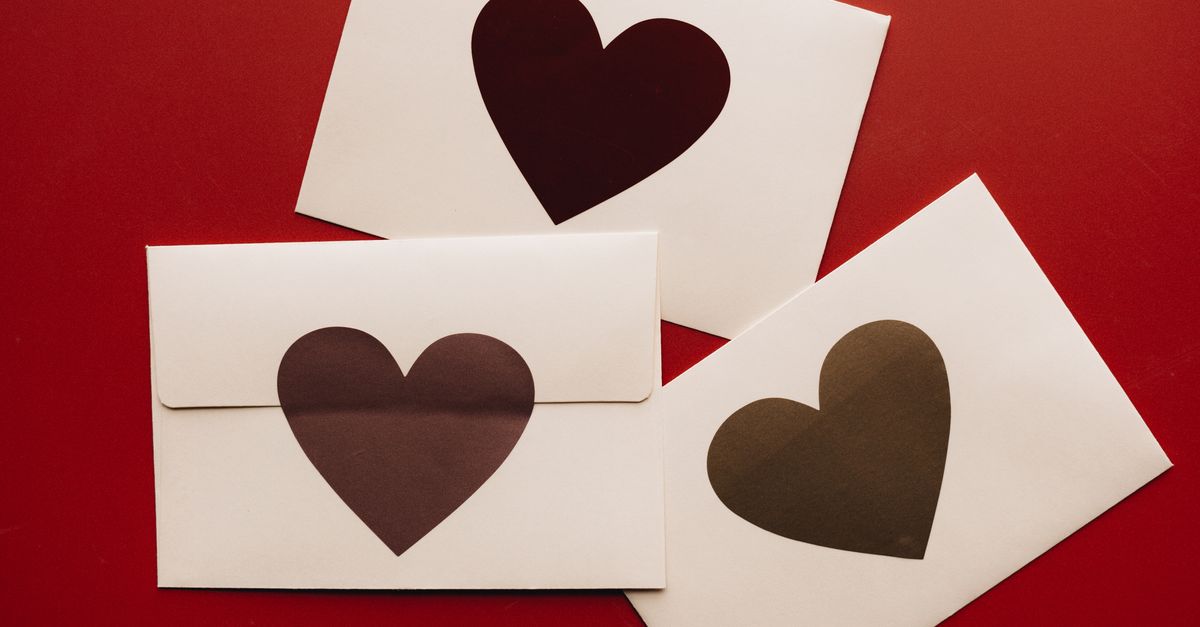 Envelope Expression White Envelopes with Brown Heart · Free Stock Photo