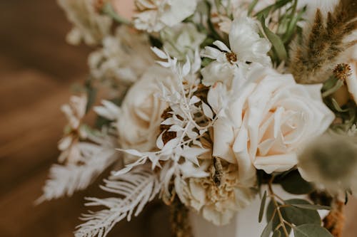 Fleurs Blanches Dans La Lentille Tilt Shift