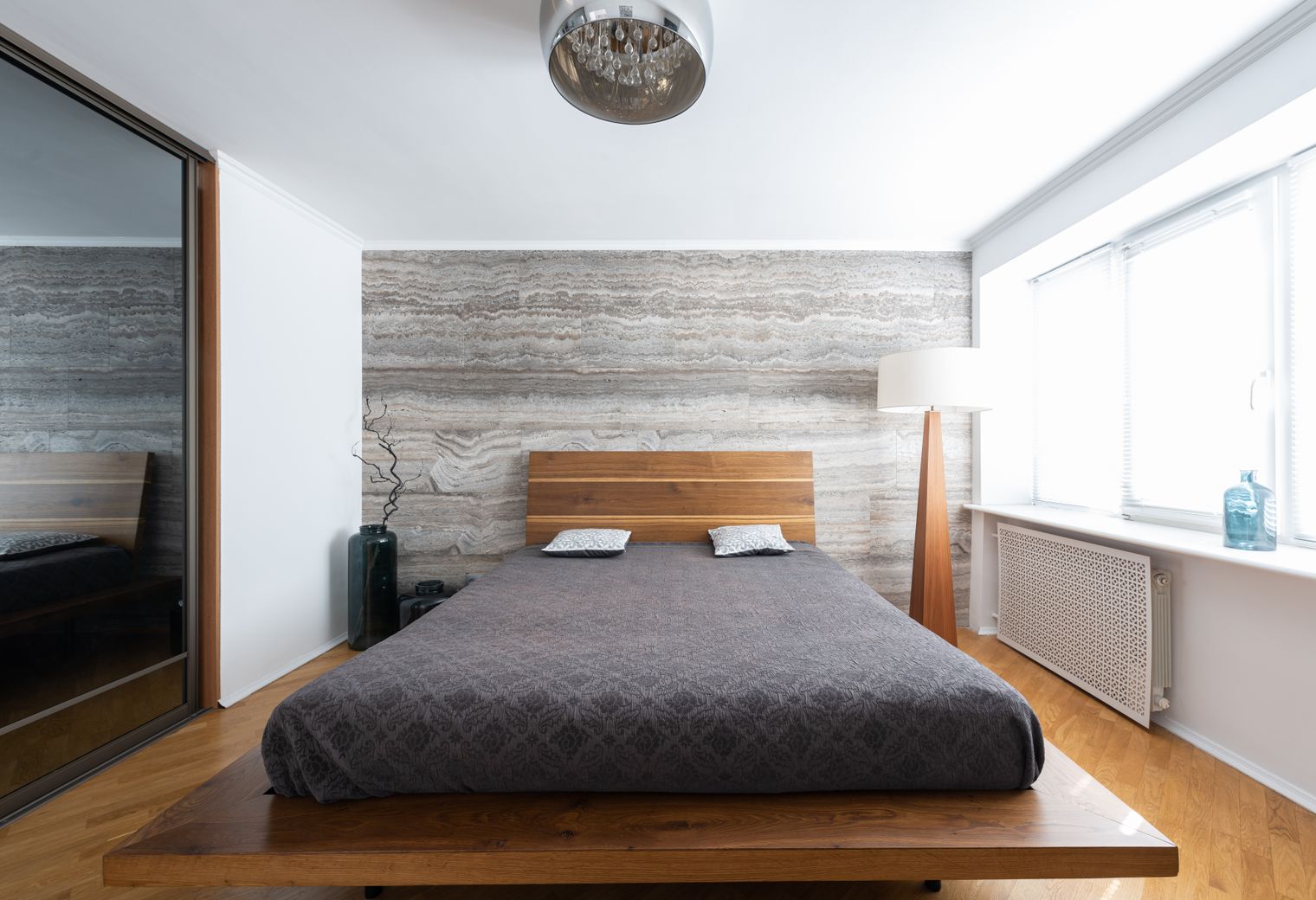 Yardley Hastings — professional movers carrying furniture on a house move