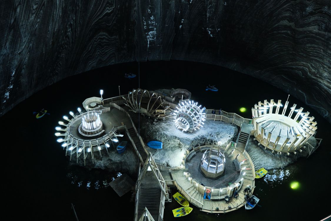 Deep Mine Salt A Platform in a Salt Mine · Free Stock Photo