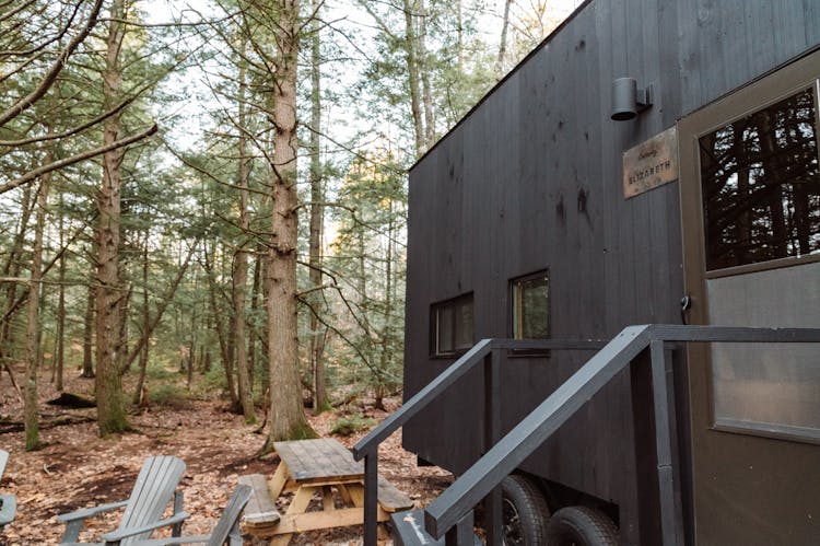A Trailer Home In The Woods