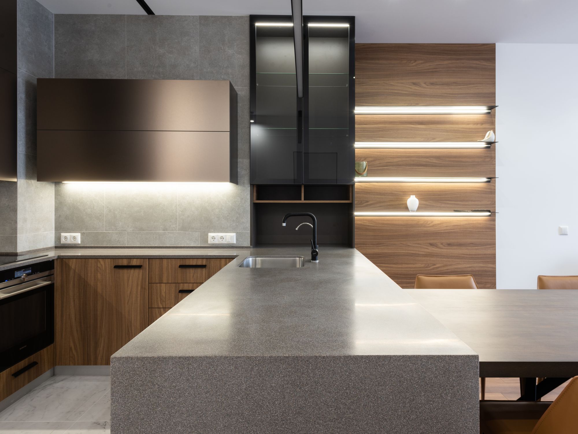 Kitchen Spraying in Brompton, Kensington and Chelsea — specialist spraying kitchen cabinets to a factory finish