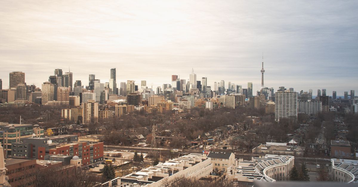 The downtown Toronto skyline, the market behind the August 2026 GTA average home price of $993,041