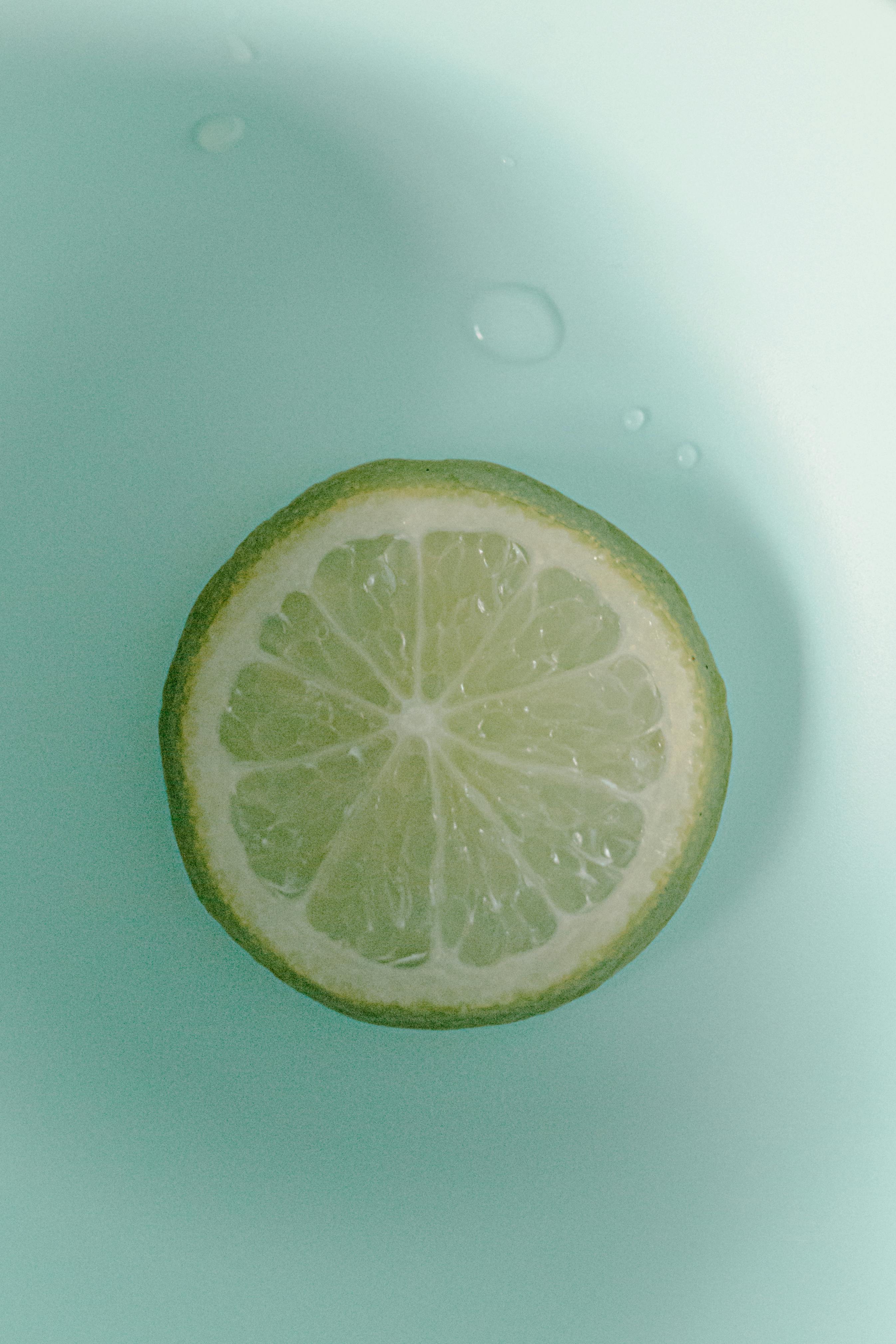 juicy lime slice placed in bowl
