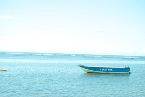 Free stock photo of barco, praia Stock Photo