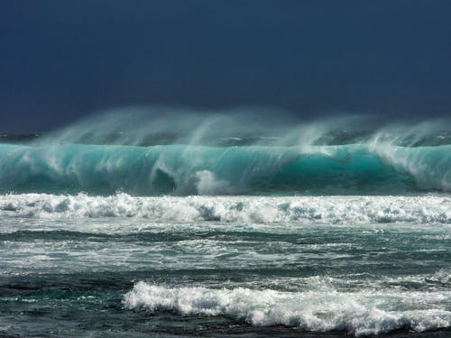 Ocean Waves Crashing on Shore