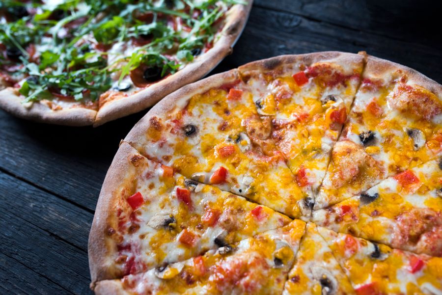 Napoli Olive Pizza
