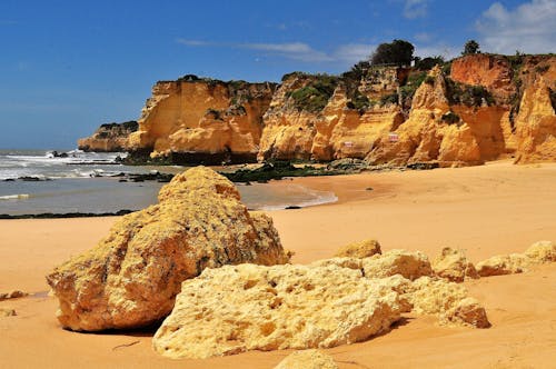 Foto d'estoc gratuïta de algarve, Costa, formació rocosa