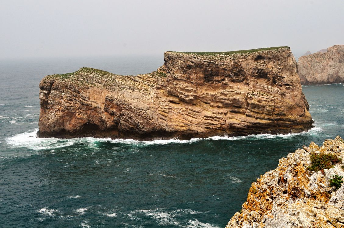 Rock Formation in the Sea · Free Stock Photo