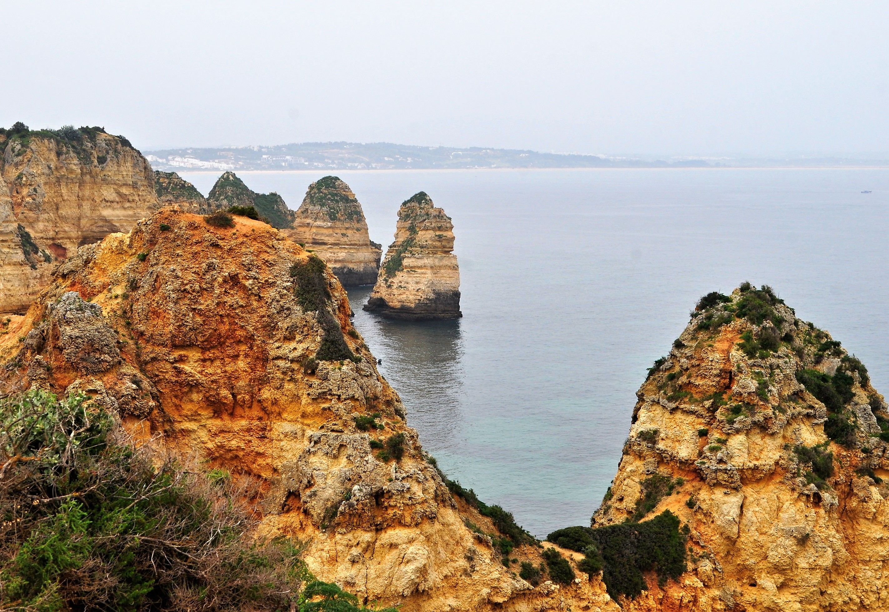 Lagos vs Porto: Which Portuguese City Should You Choose?