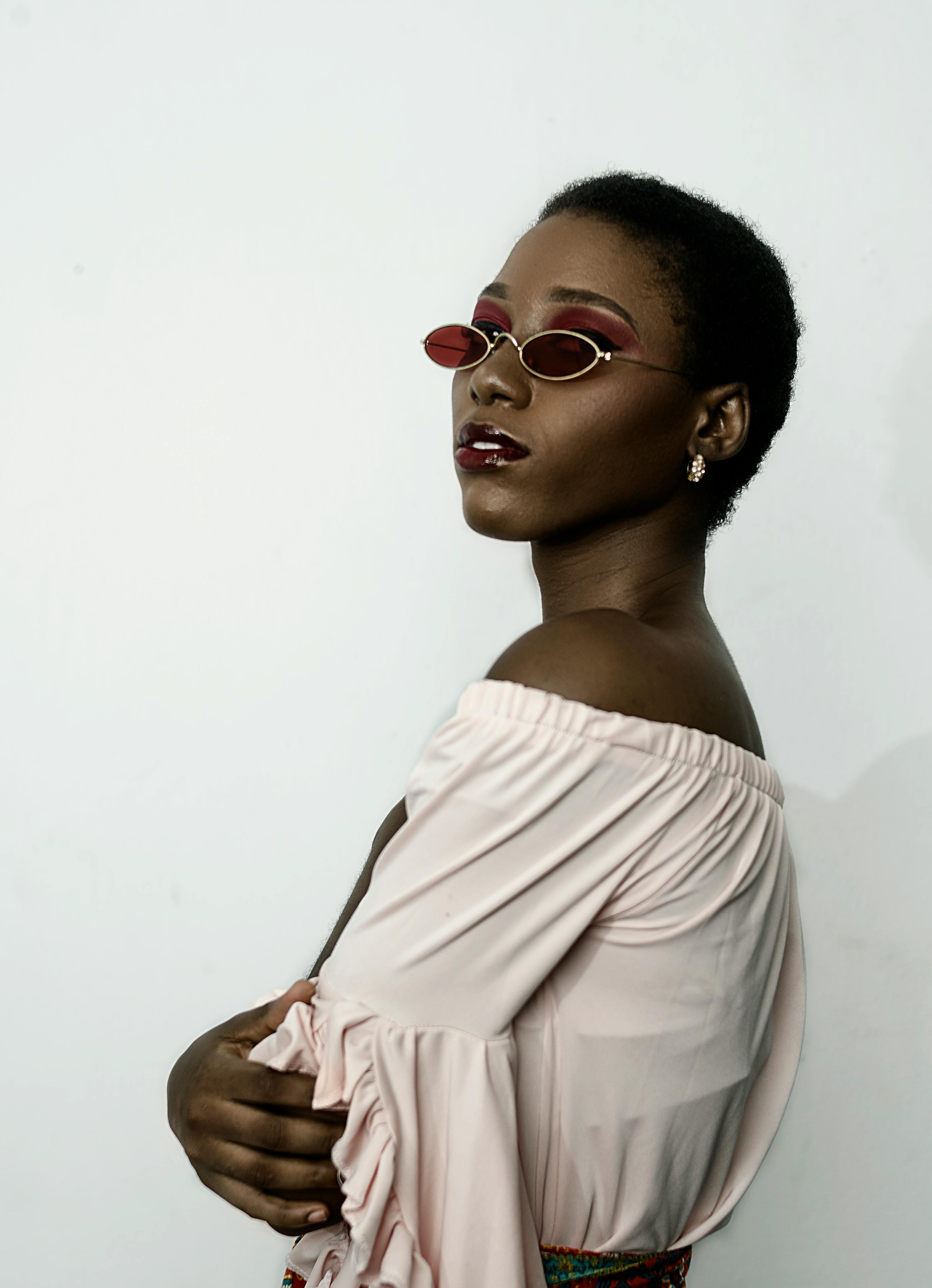Premium Photo | Black female with short black hair and sunglasses  generative ai