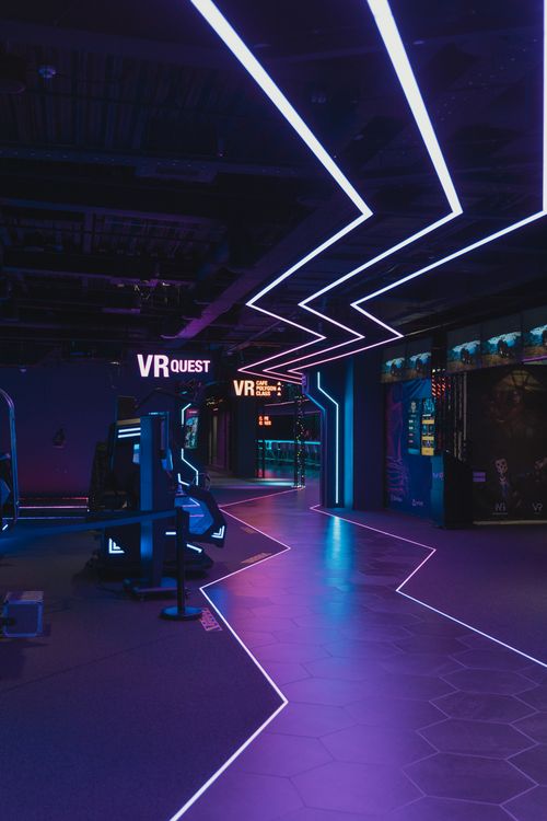 Inside of a Virtual Reality Arcade · Free Stock Photo