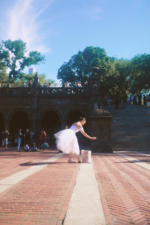 Free A Ballet Dancer in a Park Stock Photo