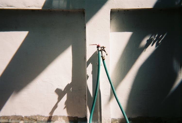 Faucets With Water Hoses