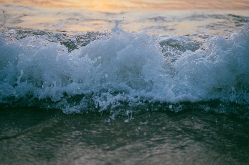 бесплатная Бесплатное стоковое фото с вода, волны, крупный план Стоковое фото