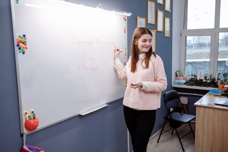 Mom teaching language tutoring online over video call as a weekend side hustle