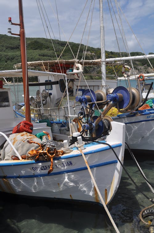 Foto d'estoc gratuïta de atracat, barca de pesca, embarcació d'aigua