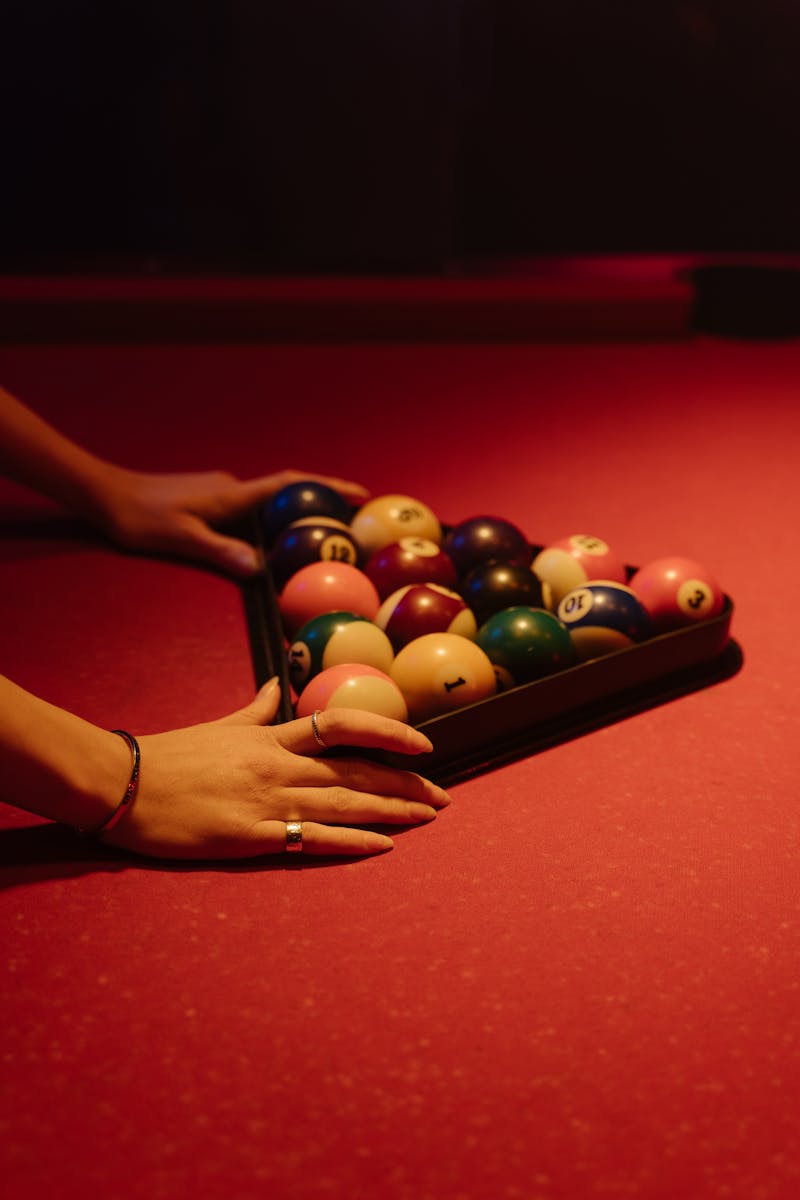 Billiard Balls and the First Commercial Plastic