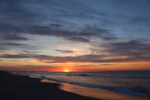 Kostenloses Stock Foto zu atlantischer ozean, früher sonnenaufgang, sonnenaufgang