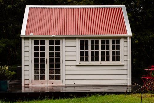 Free An Exterior of a White Cottage Stock Photo