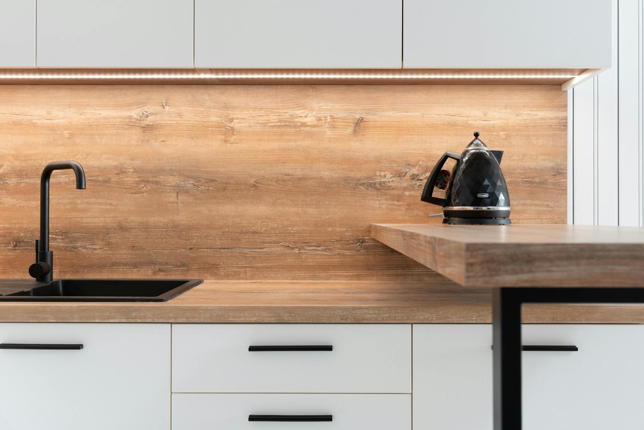 Kitchen Design Elements – Then & Now