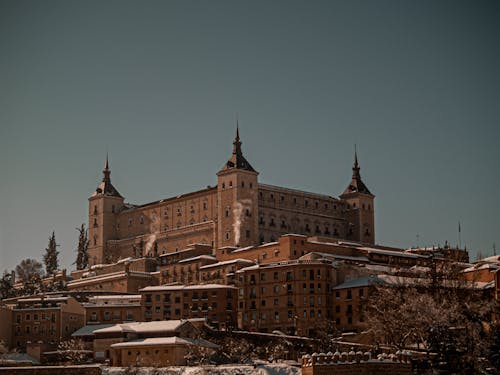 Fotos de stock gratuitas de alcázar, arquitectura, castillo