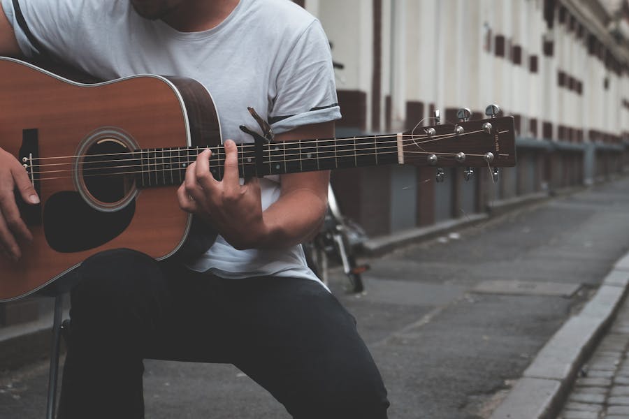 What is a broken chord in music?