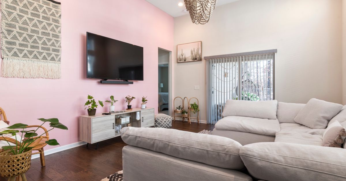How Smart Lighting Can Change Your Home Atmosphere